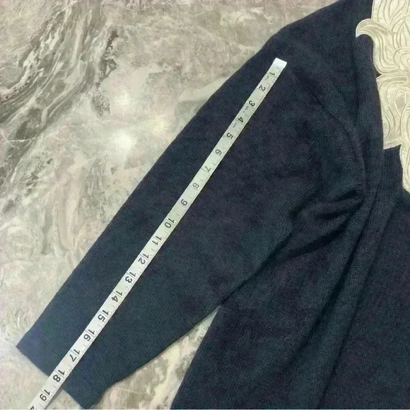 Apart Impressions Womens Size XL Wool Blend Navy Knit Appliqué Sweater Longline - Picture 6 of 9